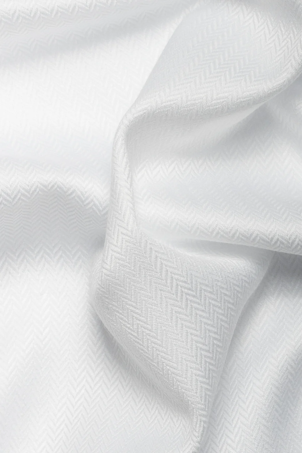 Optic White Sleek Herringbone Wrinkle-Free - Image 3