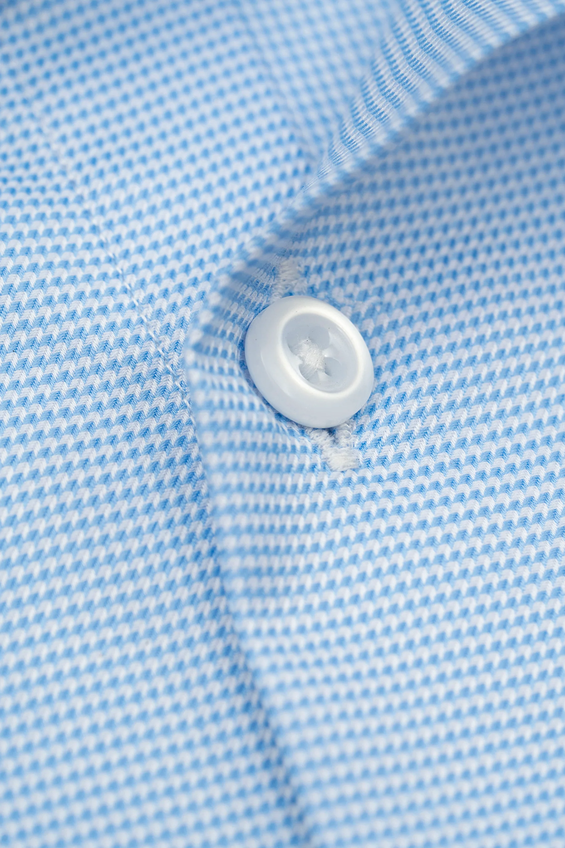 Sky Blue Houndstooth Wrinkle-Free Shirt - Image 2